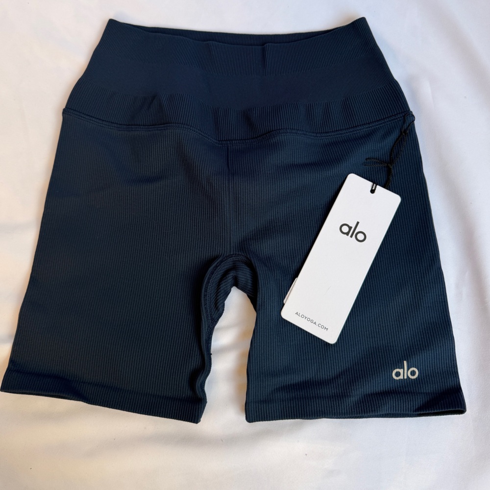 Alo Yoga Ribbed Favorite Shorts Seamless High Waist Navy NWT XS